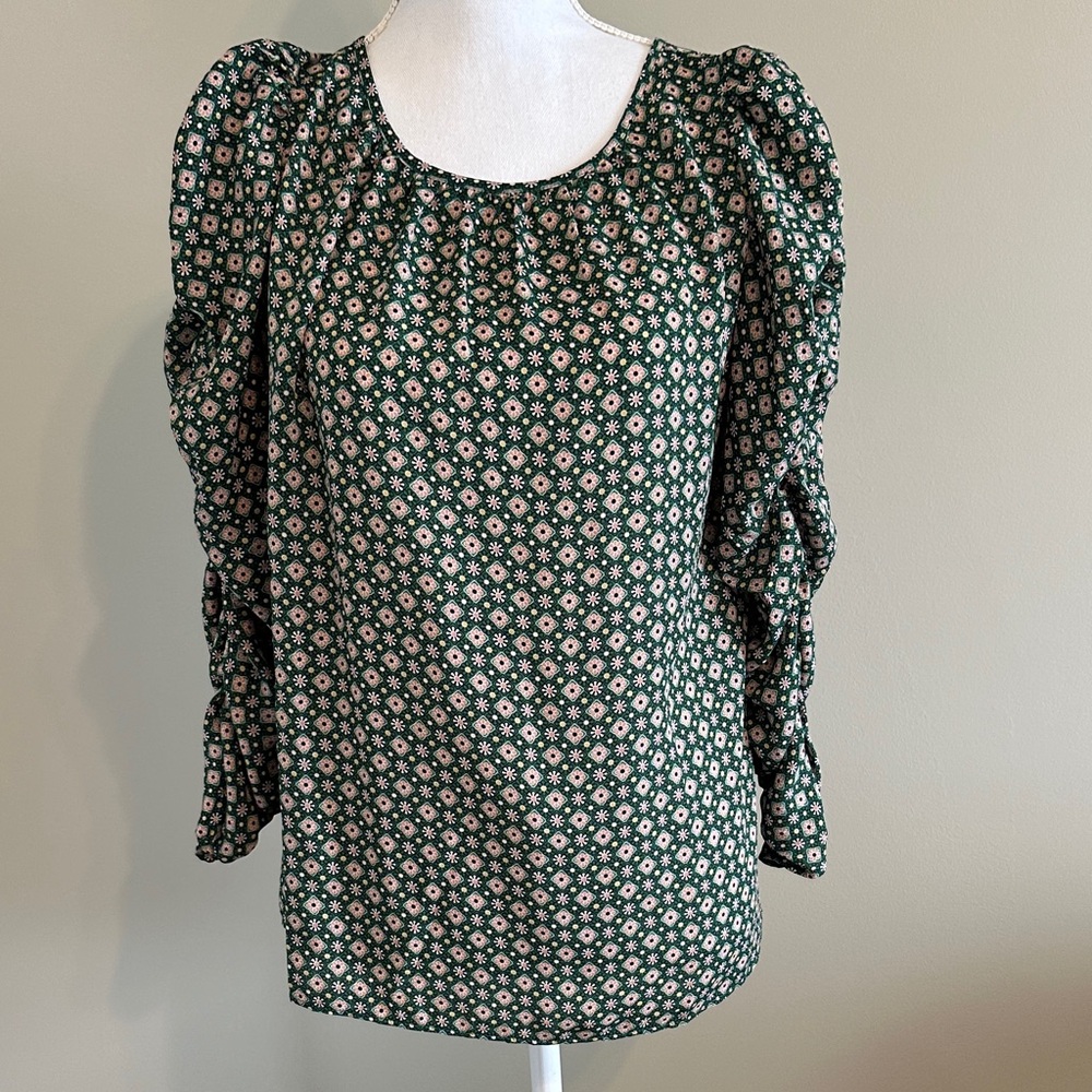 Max Studio Green Floral Puff-Sleeve Blouse